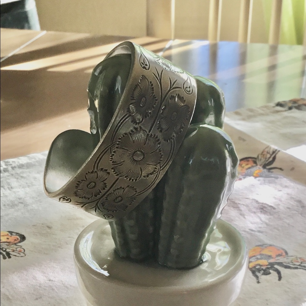 Pewter floral cuff